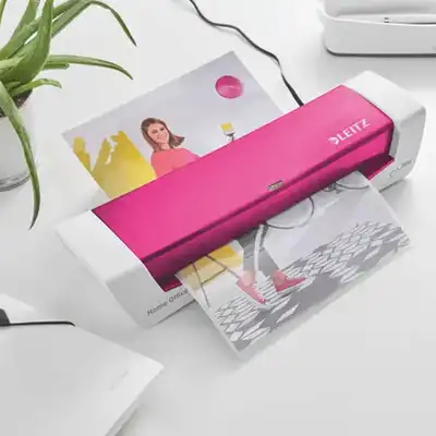 Laminator A4 Leitz iLAM Home Office różowy