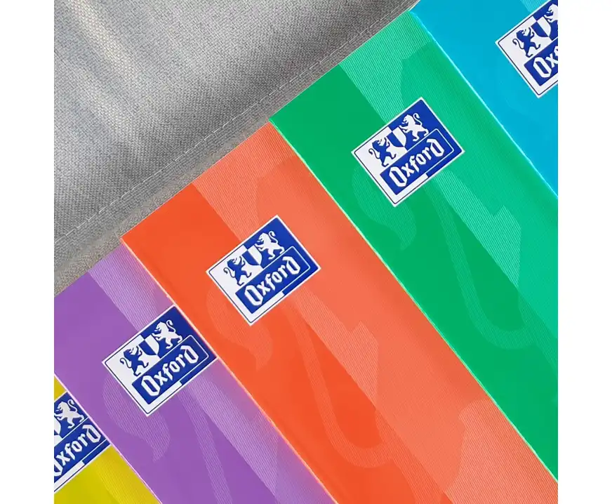 Zeszyt Oxford A5 w kratkę 60 kartek pastel miękka okładka Touch