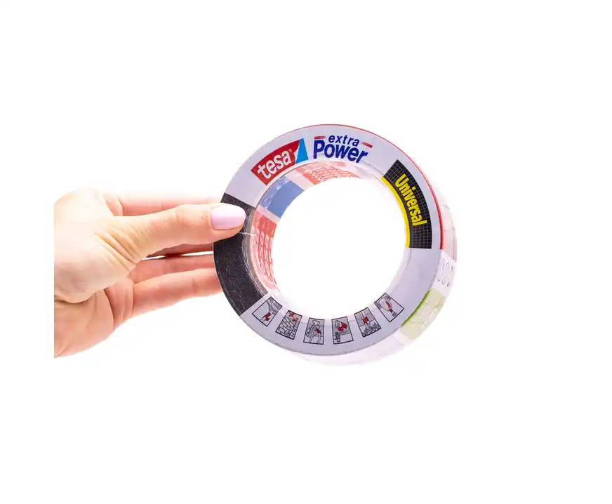 Taśma naprawcza Tesa srebrna 25m x 50mm