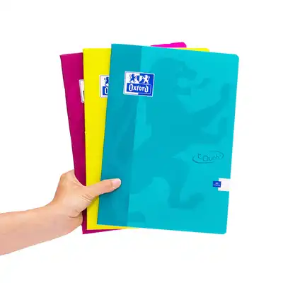 Zeszyt A4 w linię 60 kartek Oxford Touch