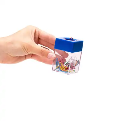 Pojemnik na spinacze Grand TY-15P magnetyczny
